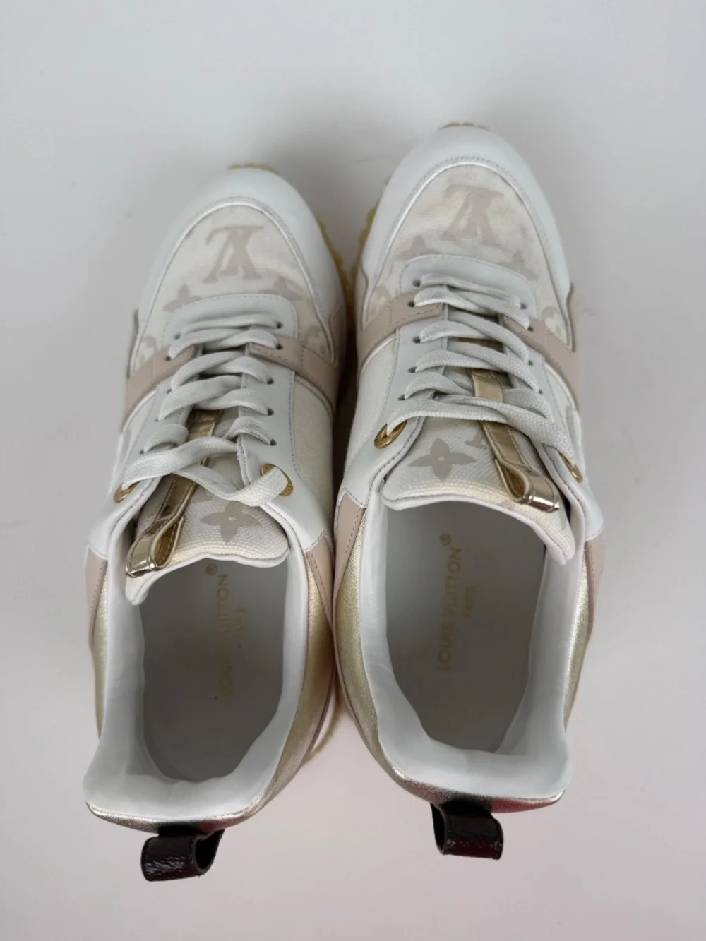 LOUIS VUITTON Run Away White Leather Fabric Monogram Sneakers 36.5, 6.5